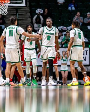 Image post by @MeanGreenSports on Twitter