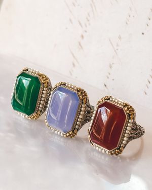 Image post by @maejeanvintage on Instagram