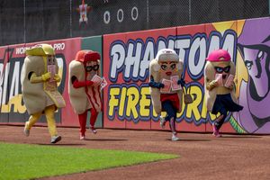Image post by @CleHotDogs on Twitter