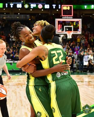 Image post by @seattlestorm on Twitter