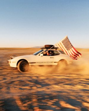 Image post by @huckberry on Instagram