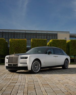 Image post by @rollsroycecars on Instagram