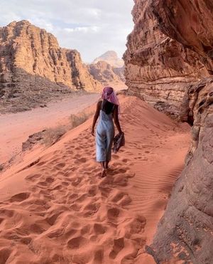 Image post by @cieestudyabroad on Instagram