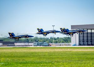 Image post by @usnavyblueangels on Instagram