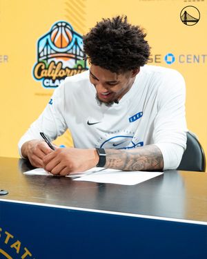 Image post by @warriors on Instagram