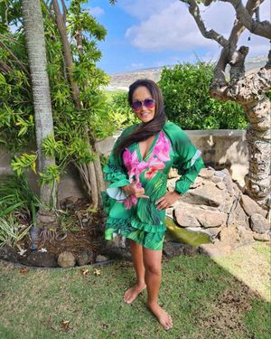 Image post by @tiacarrere on Instagram