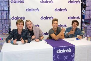Image post by @claires on Twitter