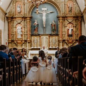 Image post by @karissapaxtonevents on Instagram