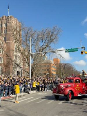 Image post by @umichbball on Instagram