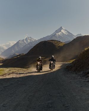 Image post by @vahna.moto on Instagram