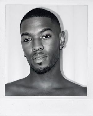 Image post by @deanthonyofficial on Instagram