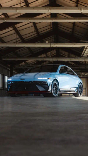 Image post by @hyundaiusa on TikTok