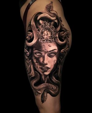 Image post by @skindesigntattoos on Instagram