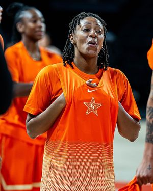 Image post by @kelz_hoop on Instagram