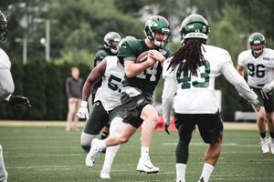 Image post by @samdarnold on Instagram