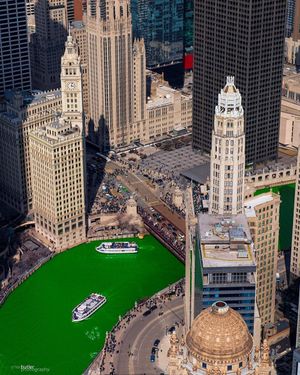 Image post by @ChooseChicago on Twitter