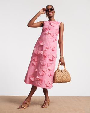 Image post by @dillards on Instagram