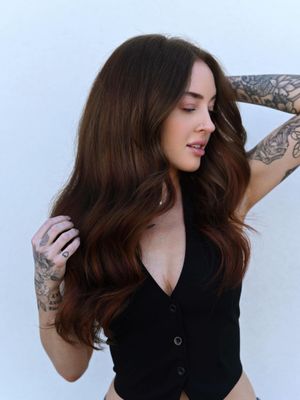 Image post by @dangerjonesbalayage on Instagram