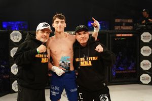 Image post by @upnextfighting on Instagram