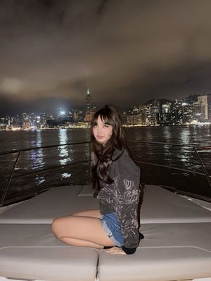 Image post by @ellemenhk on Instagram