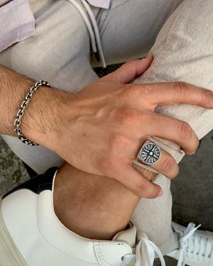 Image post by @jamesavery on Instagram