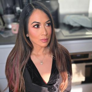 Image post by @naomilouisemakeup on Instagram