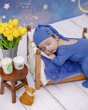 Image post by @newbornbabyphotographystudio on Instagram