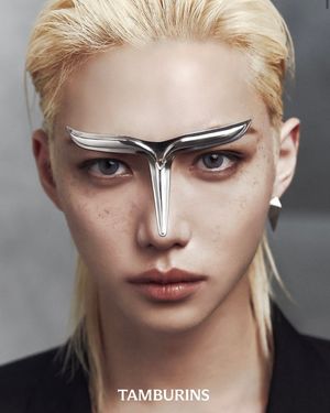 Image post by @ellemenhk on Instagram