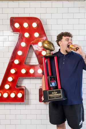 Image post by @Arbys on Twitter