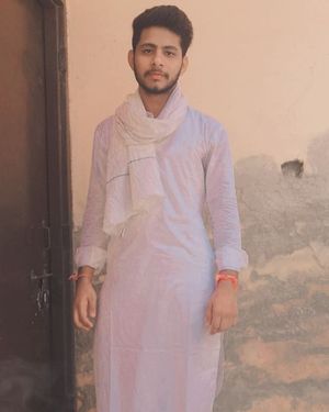 Image post by @mayank_sharma0010 on Instagram