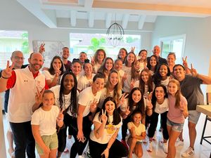 Image post by @utrgvvolleyball on Instagram