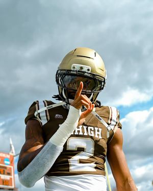 Image post by @hannahallyphoto on Instagram