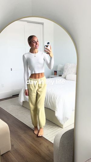 Video post by @charlotteglassss on TikTok