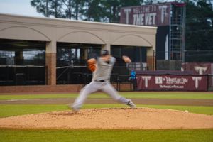 Image post by @shotbykhorne on Instagram