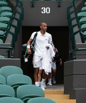Image post by @felixaliassime on Instagram