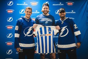 Image post by @NHLde on Twitter