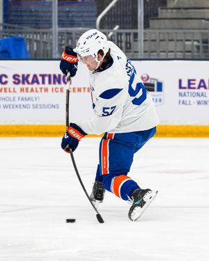 Image post by @nyislanders on Instagram