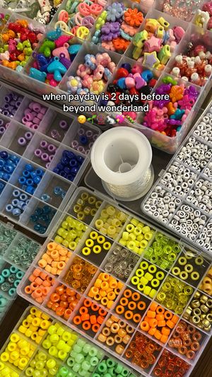 Video post by @bellasseen on TikTok