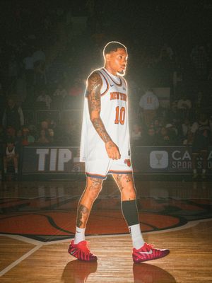 Image post by @1footgod on Instagram