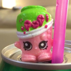 Image post by @moosetoys on Instagram