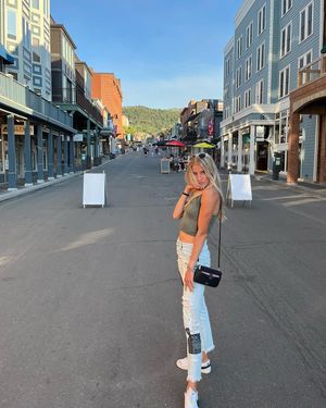 Image post by @karissaschweiz4 on Instagram