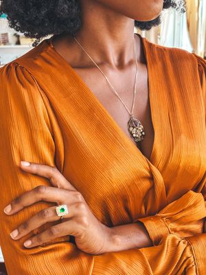 Image post by @maejeanvintage on Instagram