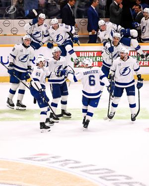 Image post by @TBLightning on Twitter