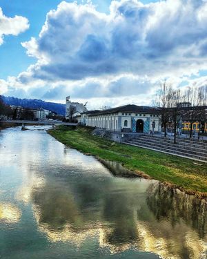 Image post by @omerdurna07 on Instagram