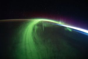 Image post by @iss on Instagram
