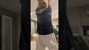 Video post by @shop.with.caroline on YouTube