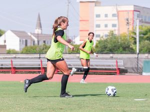 Image post by @UHCougarSoccer on Twitter
