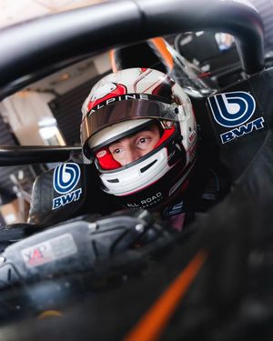 Image post by @allroadmanagement on Instagram