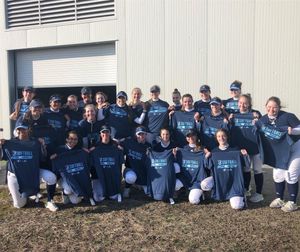 Image post by @RhodySoftball on Twitter