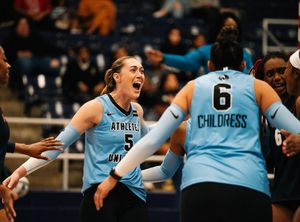 Image post by @auprovolleyball on Instagram